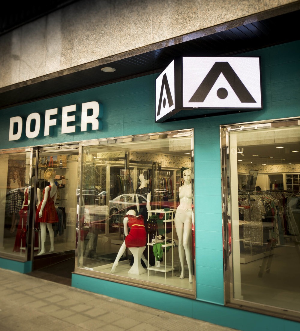 Pantallas LED para decoración en A Coruña 23 frontal 1